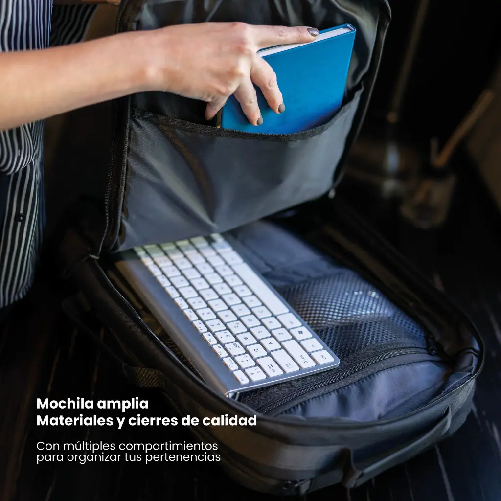 Mochila Manager_Negra 5.webp